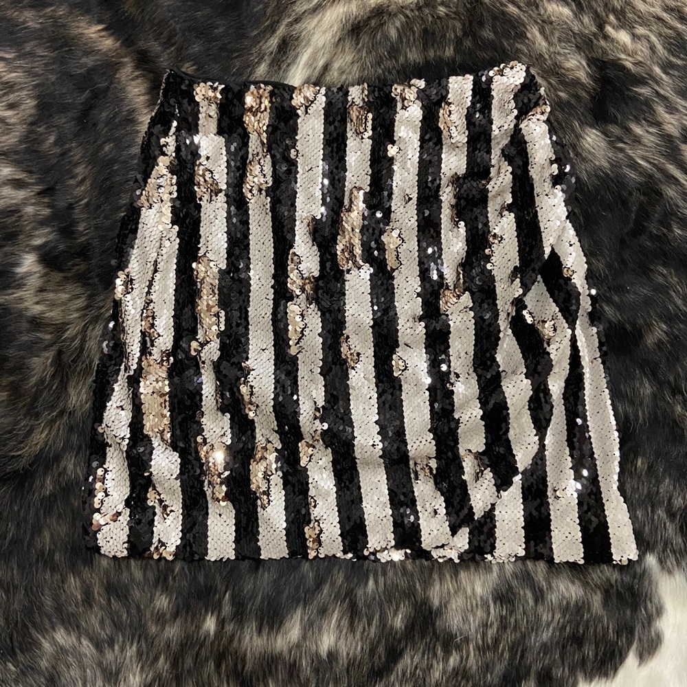VICI sequin striped mini skirt